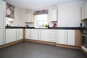 Kitchen- click for photo gallery